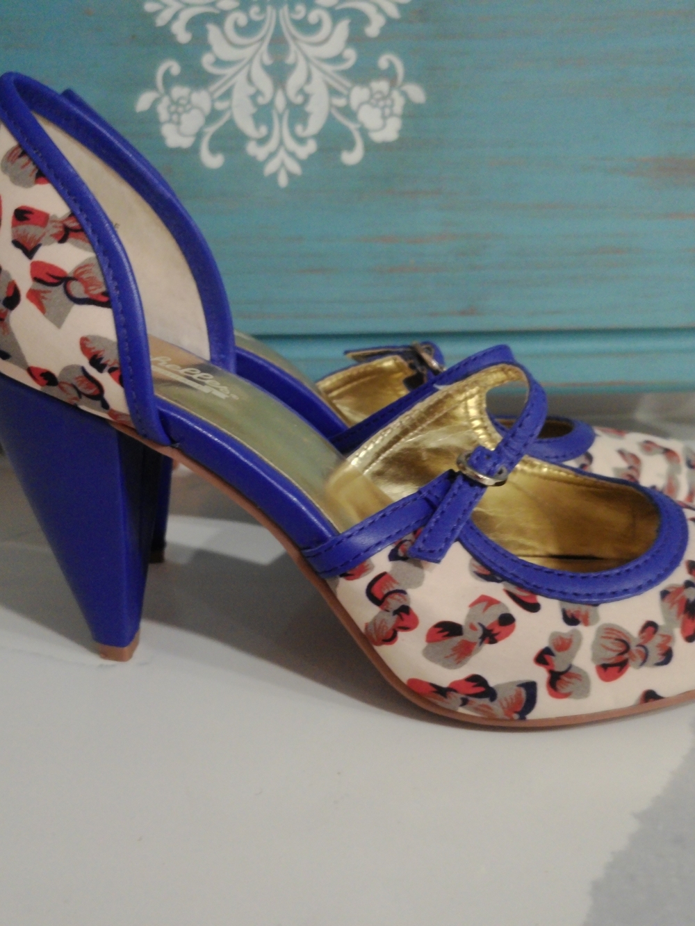 Seychelles Floral Mary Jane Heels with Blue Trim